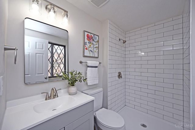 7494 Dover Drive, West Chester, OH 45069