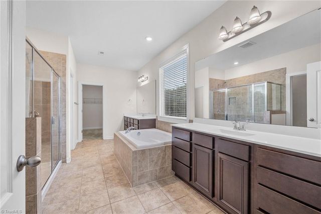 213 Candella Drive, Matthews, NC 28104