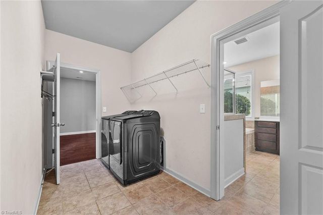 213 Candella Drive, Matthews, NC 28104