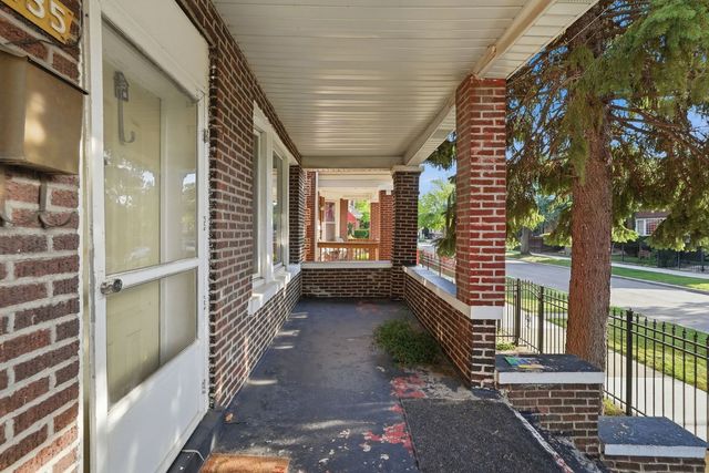 6435 S ARTESIAN Avenue, Chicago, IL 60629