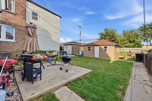 6435 S ARTESIAN Avenue, Chicago, IL 60629