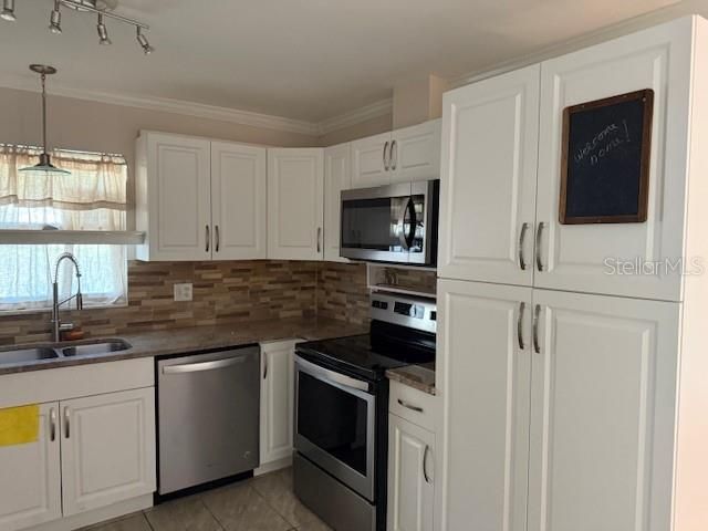 8 SILVER WAY, Ocala, FL 34472