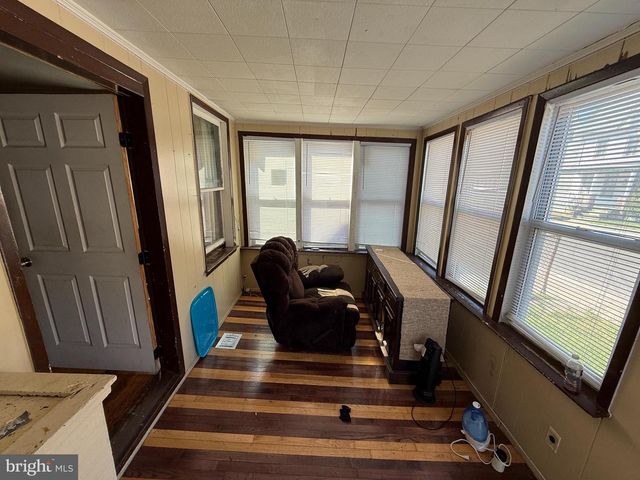 78 W HARMONY ST, Penns Grove, NJ 08069