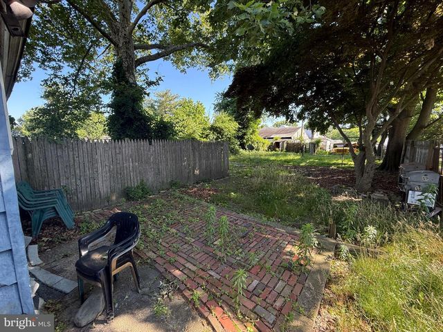 78 W HARMONY ST, Penns Grove, NJ 08069