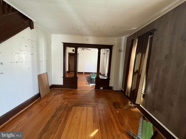 78 W HARMONY ST, Penns Grove, NJ 08069