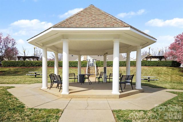 17257 Doe Valley Court, Cornelius, NC 28031