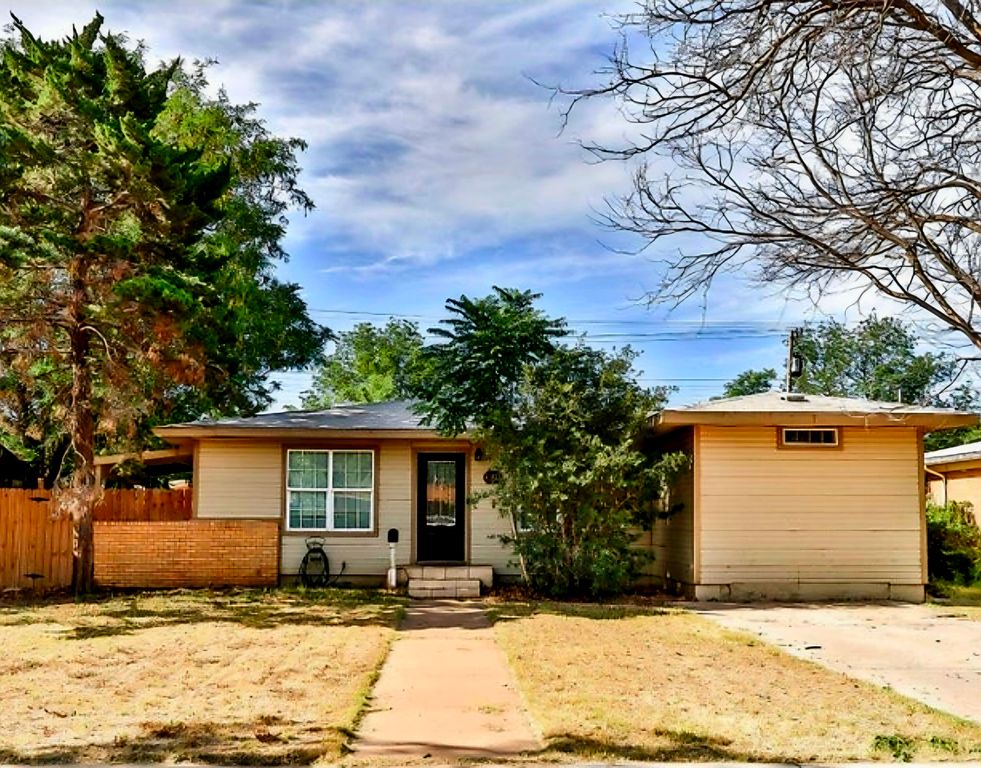 4303 43rd Street, Lubbock, TX 79413