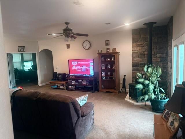 398 Jim Weaver Road, Crab Orchard, KY 40419
