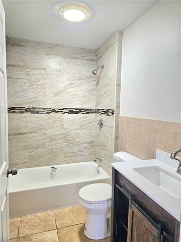 69 Courtland Street, Providence, RI 02909