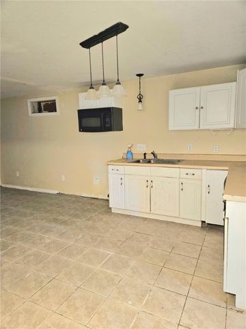 69 Courtland Street, Providence, RI 02909