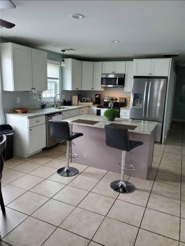 69 Courtland Street, Providence, RI 02909