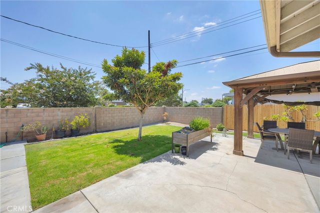 1521 S Dallas, Anaheim, CA 92804