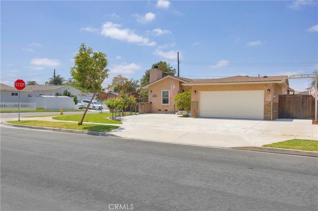 1521 S Dallas, Anaheim, CA 92804