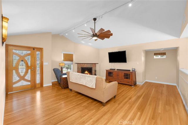 1521 S Dallas, Anaheim, CA 92804