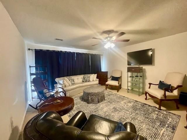 1615 Lakeside Enclave Drive, Houston, TX 77077