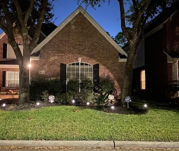 1615 Lakeside Enclave Drive, Houston, TX 77077