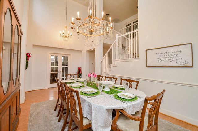 1615 Lakeside Enclave Drive, Houston, TX 77077