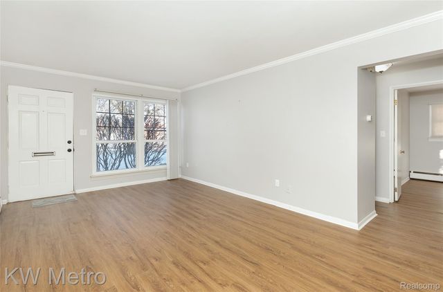 2817 W 13 Mile Road, Royal Oak, MI 48073