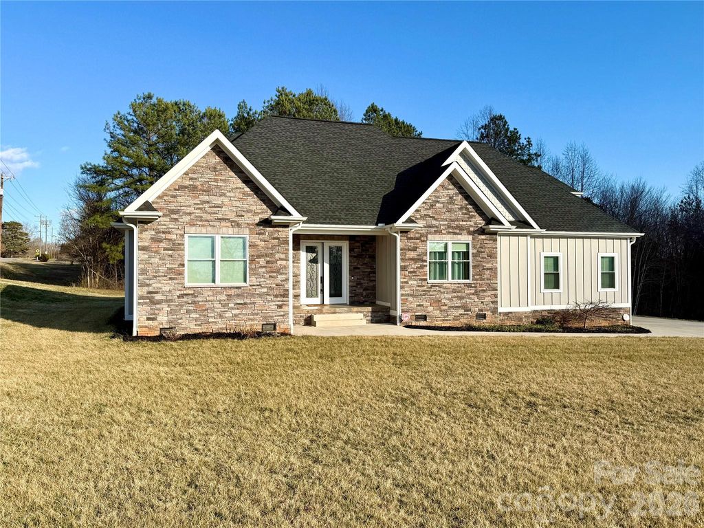 3508 Alfalfa Street, Conover, NC 28613