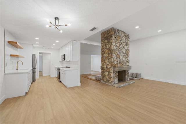 129 HIDDEN OAK DRIVE, Longwood, FL 32779