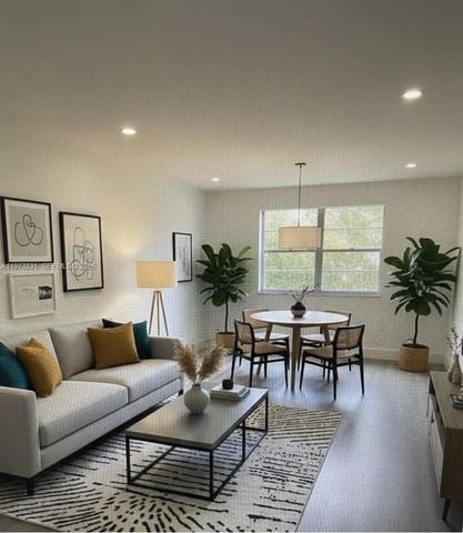 17255 SW 95th Ave 346, Palmetto Bay, FL 33157