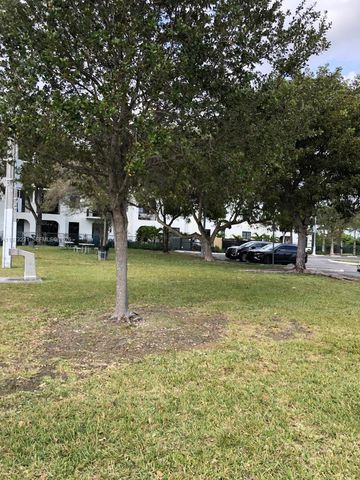 17255 SW 95th Ave 346, Palmetto Bay, FL 33157