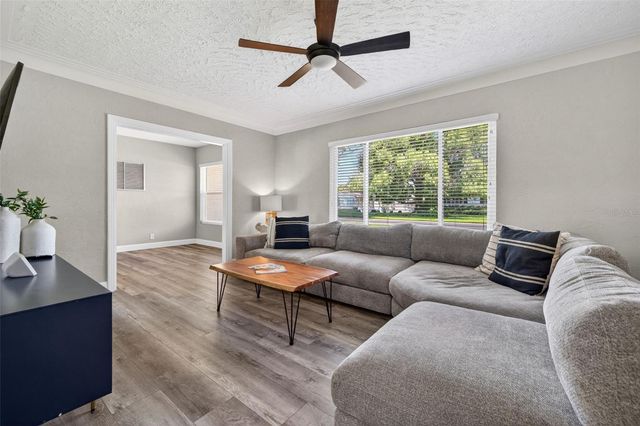 642 38TH AVENUE NE, St Petersburg, FL 33704