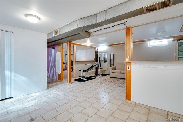 29038 Springstead Street, Rockwood, MI 48173