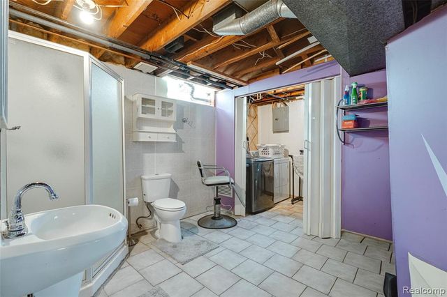 29038 Springstead Street, Rockwood, MI 48173