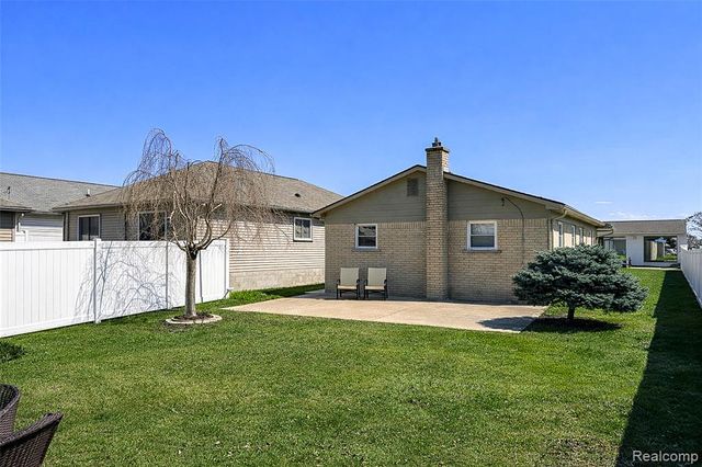 29038 Springstead Street, Rockwood, MI 48173