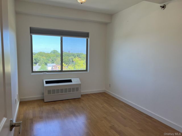 143-20 Hoover Avenue 603, Briarwood, NY 11435