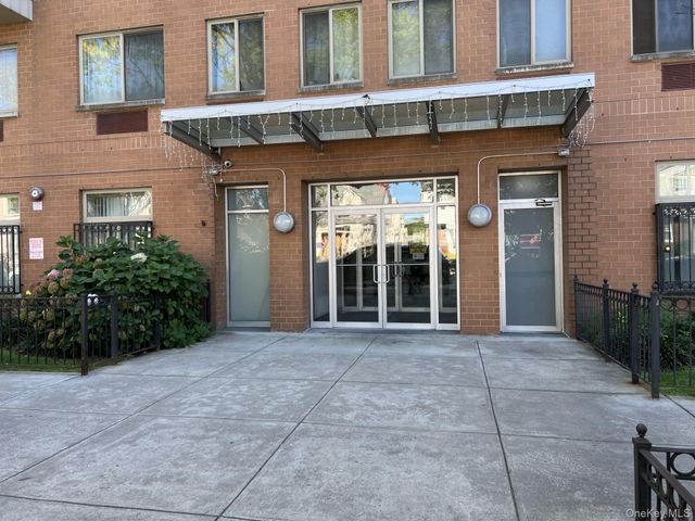 143-20 Hoover Avenue 603, Briarwood, NY 11435