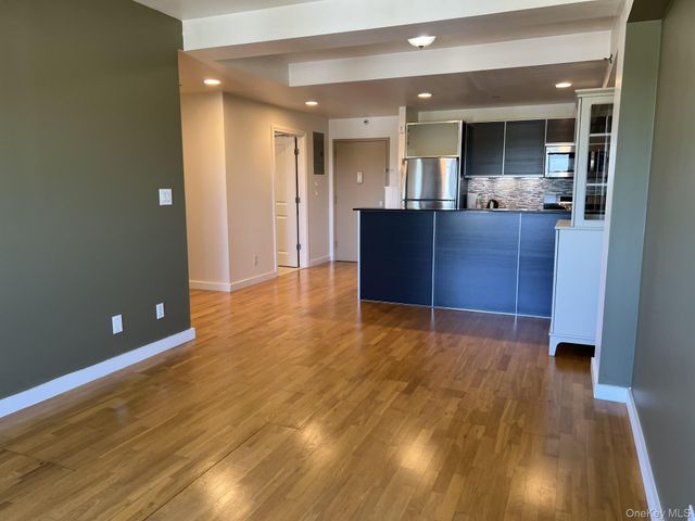 143-20 Hoover Avenue 603, Briarwood, NY 11435