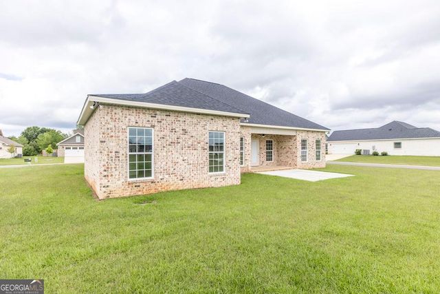 224 Otters Ridge Drive, Kathleen, GA 31047