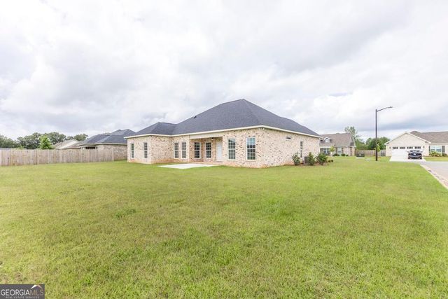 224 Otters Ridge Drive, Kathleen, GA 31047