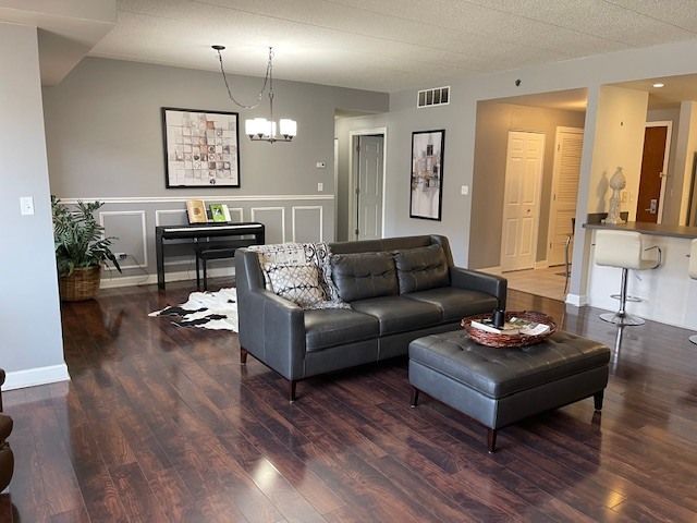 875 E 22nd Street 204, Lombard, IL 60148