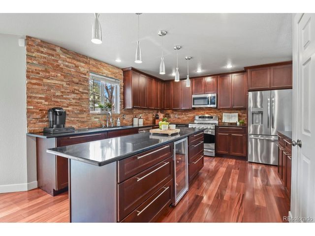 9411 Burgundy Pl, Highlands Ranch, CO 80126