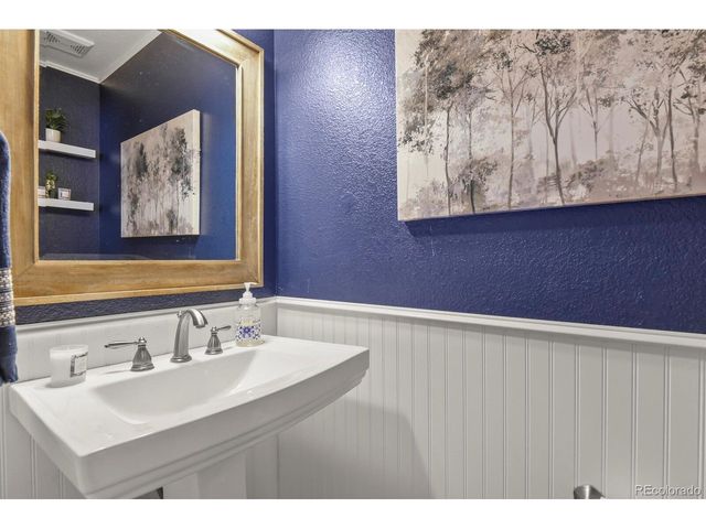 9411 Burgundy Pl, Highlands Ranch, CO 80126