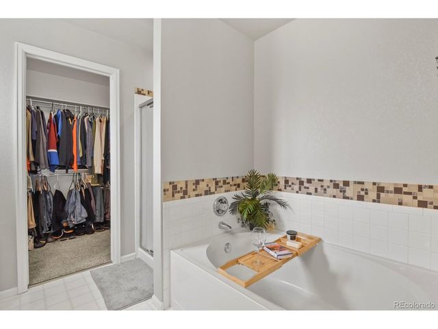 9411 Burgundy Pl, Highlands Ranch, CO 80126