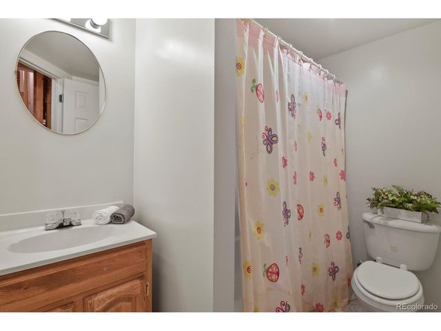 9411 Burgundy Pl, Highlands Ranch, CO 80126