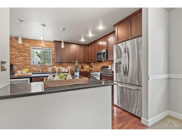 9411 Burgundy Pl, Highlands Ranch, CO 80126