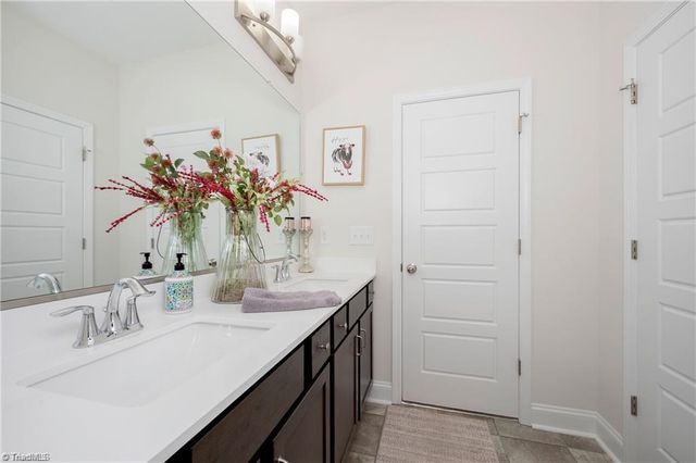 163 Kyndall Run Drive, Lexington, NC 27295