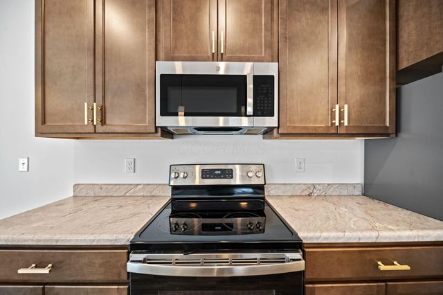 529 Rochdale Run, Delaware, OH 43015