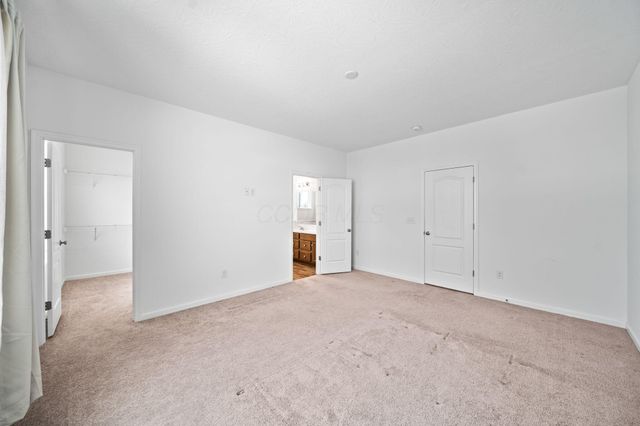 529 Rochdale Run, Delaware, OH 43015