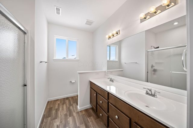 529 Rochdale Run, Delaware, OH 43015