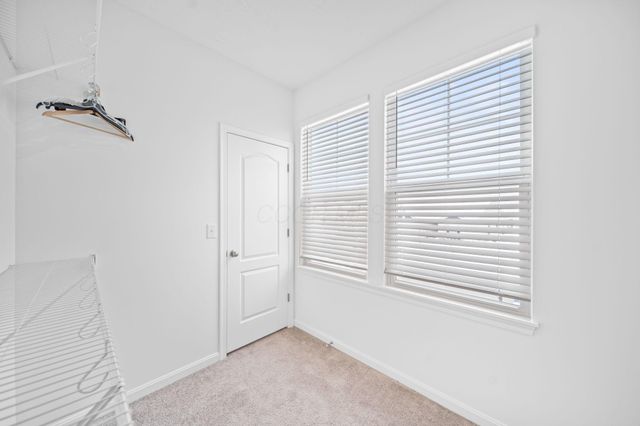 529 Rochdale Run, Delaware, OH 43015