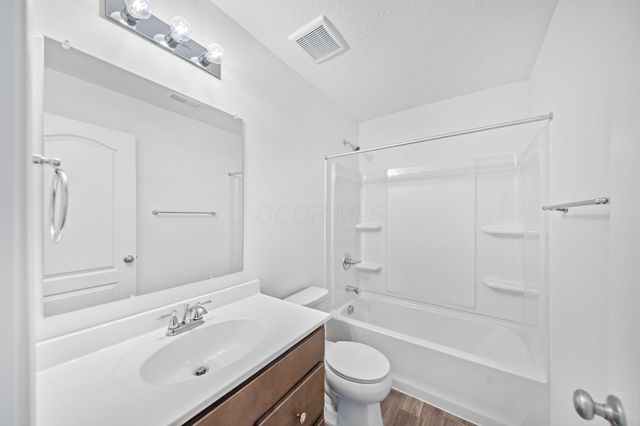 529 Rochdale Run, Delaware, OH 43015