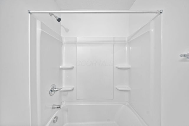 529 Rochdale Run, Delaware, OH 43015