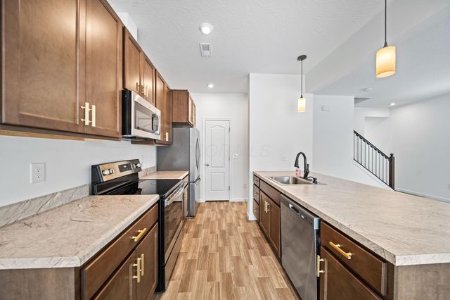 529 Rochdale Run, Delaware, OH 43015