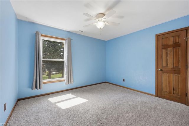 1301 Danielle CT, Chesapeake, VA 23320